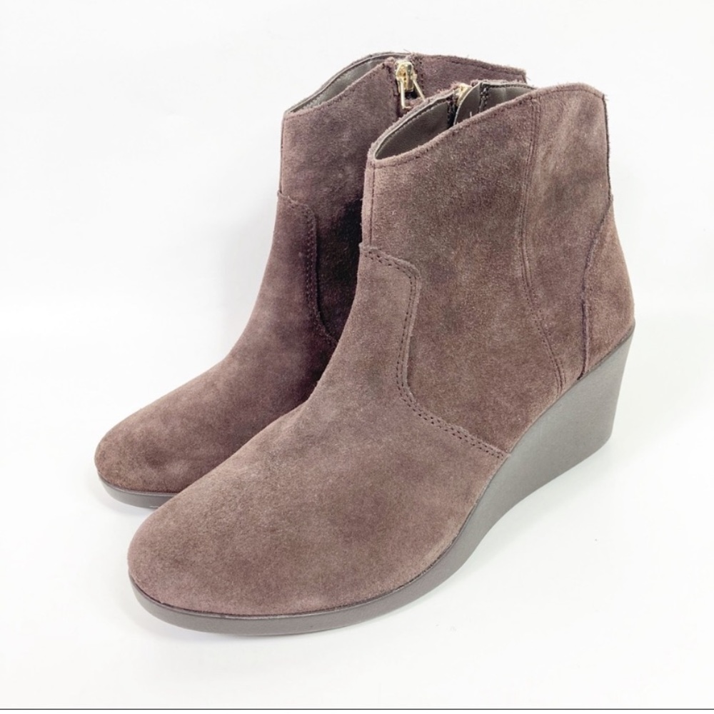 Crocs Leigh Women’s Ankle Boots Brown Sued…